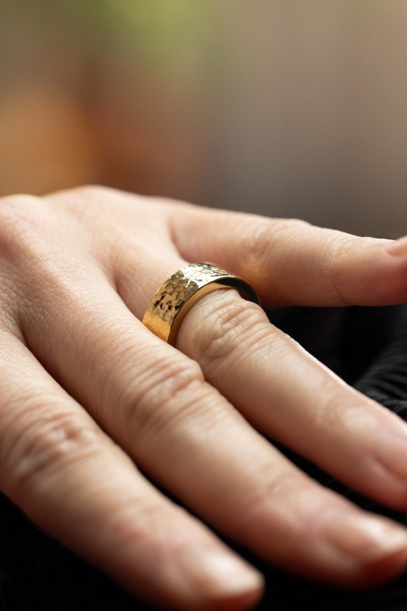 anillo alianza boda joyería ética y sostenible oro fairmined lum barcelona